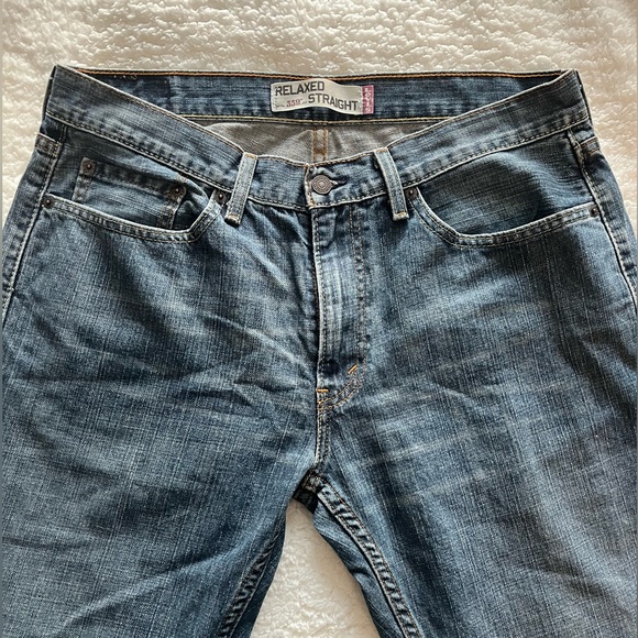 Levi's 559 34 x 32 Relaxed Fit Jeans - Picture 2 of 4